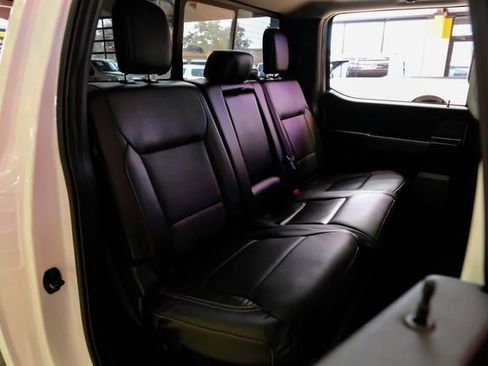 Used 2023 Ford F350 Lariat w/ Lariat Ultimate Package AWD/4WD image 39