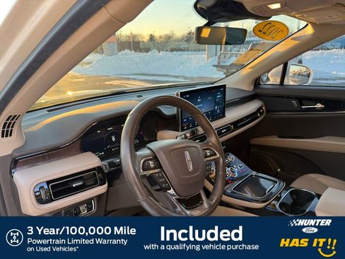 Used 2022 Lincoln Nautilus Reserve image 2