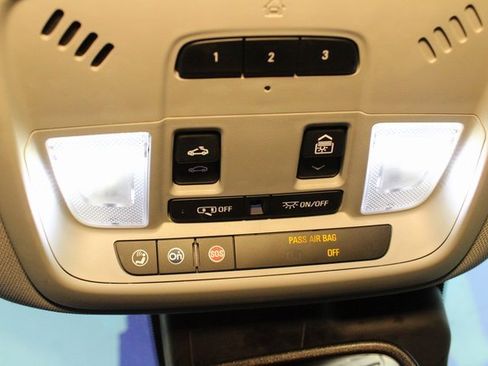 Used 2018 Chevrolet Malibu LT image 26