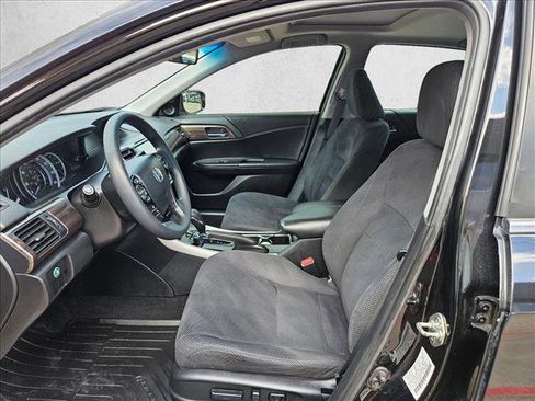 Used 2016 Honda Accord EX image 15