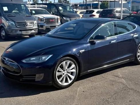 Used 2013 Tesla Model S Performance image 2