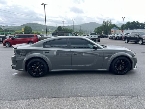 Used 2023 Dodge Charger Scat Pack RWD image 4