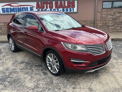 Used 2016 Lincoln MKC Reserve FWD image 2