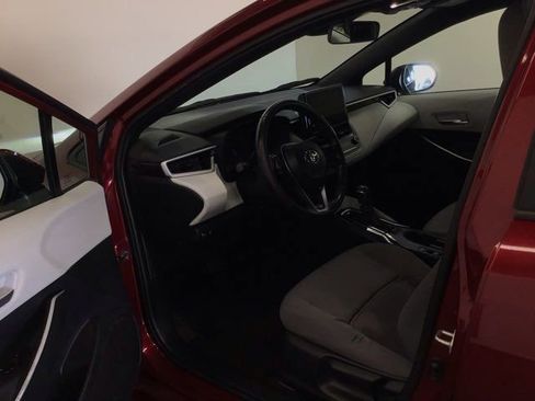 Used 2024 Toyota Corolla SE image 11