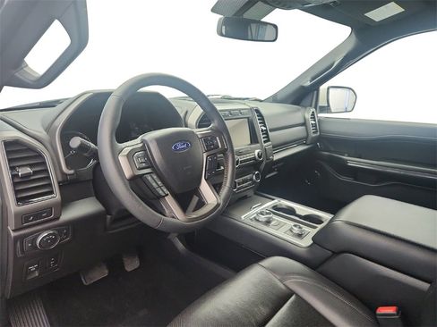 Used 2019 Ford Expedition XLT w/ Equipment Group 202A image 10