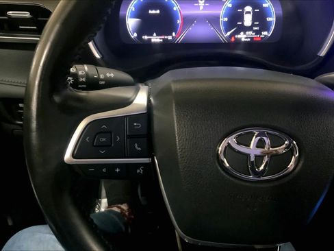 Used 2023 Toyota Highlander Limited AWD/4WD image 24