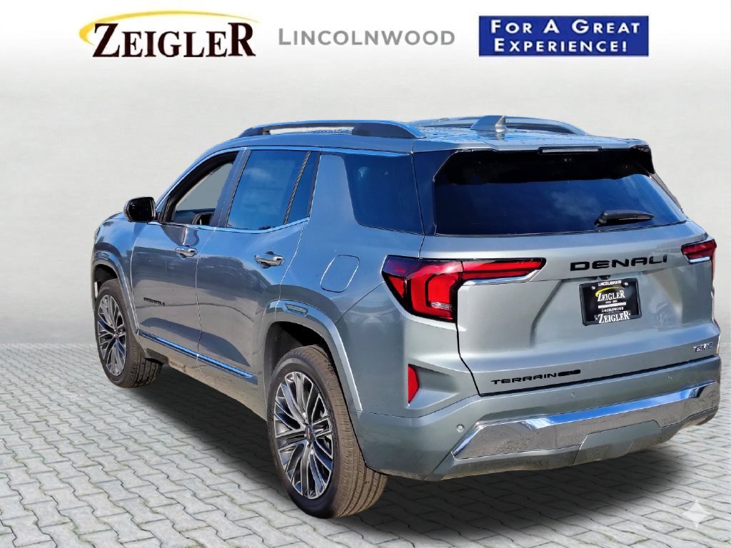 New 2026 GMC Terrain Denali w/ LPO, Black Badging Package AWD/4WD image 8