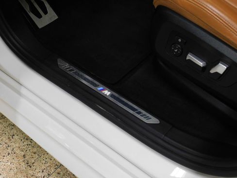 Used 2022 BMW X5 xDrive40i image 30