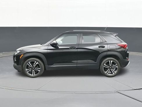 Used 2023 Chevrolet TrailBlazer LT w/ Convenience Package image 9