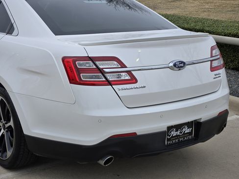 Used 2015 Ford Taurus SEL w/ Equipment Group 201A image 14