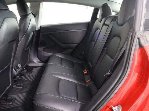 Used 2023 Tesla Model 3 Standard Range image 15