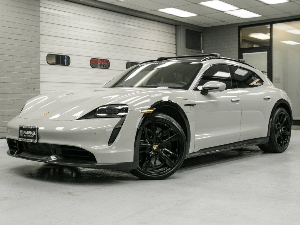 Used 2022 Porsche Taycan Turbo S AWD/4WD image 11