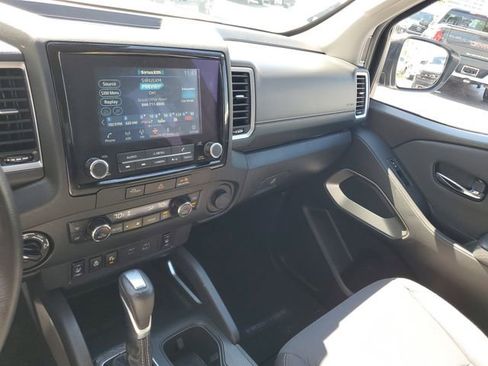 Used 2024 Nissan Frontier SV w/ Hardbody Edition image 27
