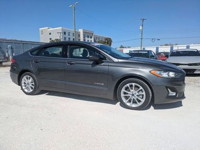 Used 2019 Ford Fusion SE