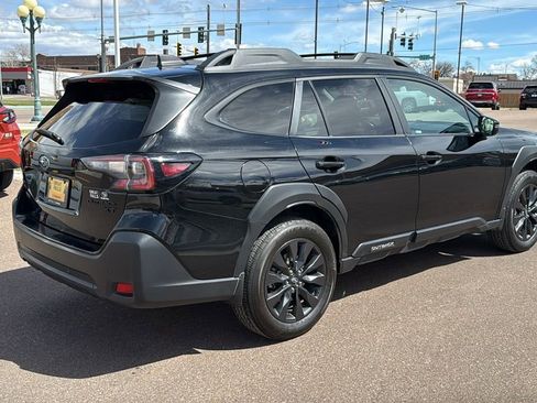 Certified 2023 Subaru Outback Onyx Edition XT image 5