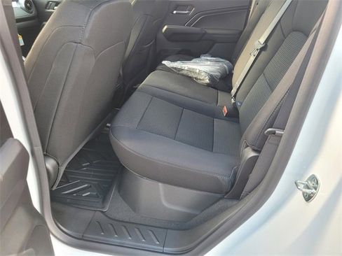 New 2026 Chevrolet Colorado LT image 7