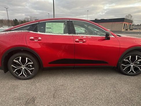 New 2026 Toyota Crown XLE image 6