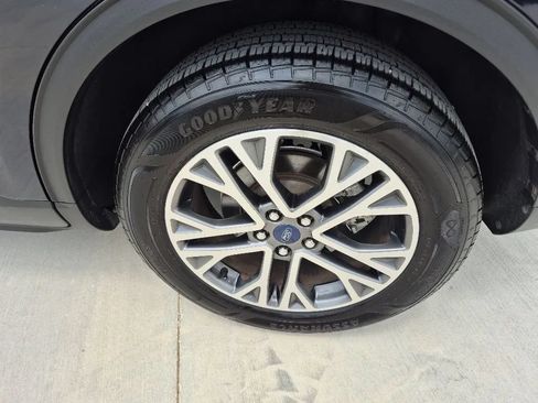 Used 2021 Ford Escape SEL FWD image 9