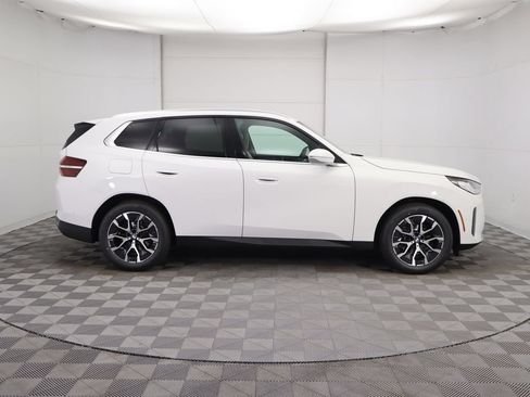 Used 2026 BMW X3 xDrive30i w/ Convenience Package AWD/4WD image 5