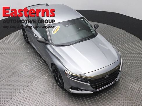 Used 2022 Honda Accord Sport image 3