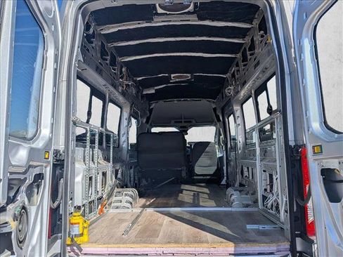 Used 2018 Ford Transit 350 XLT image 18