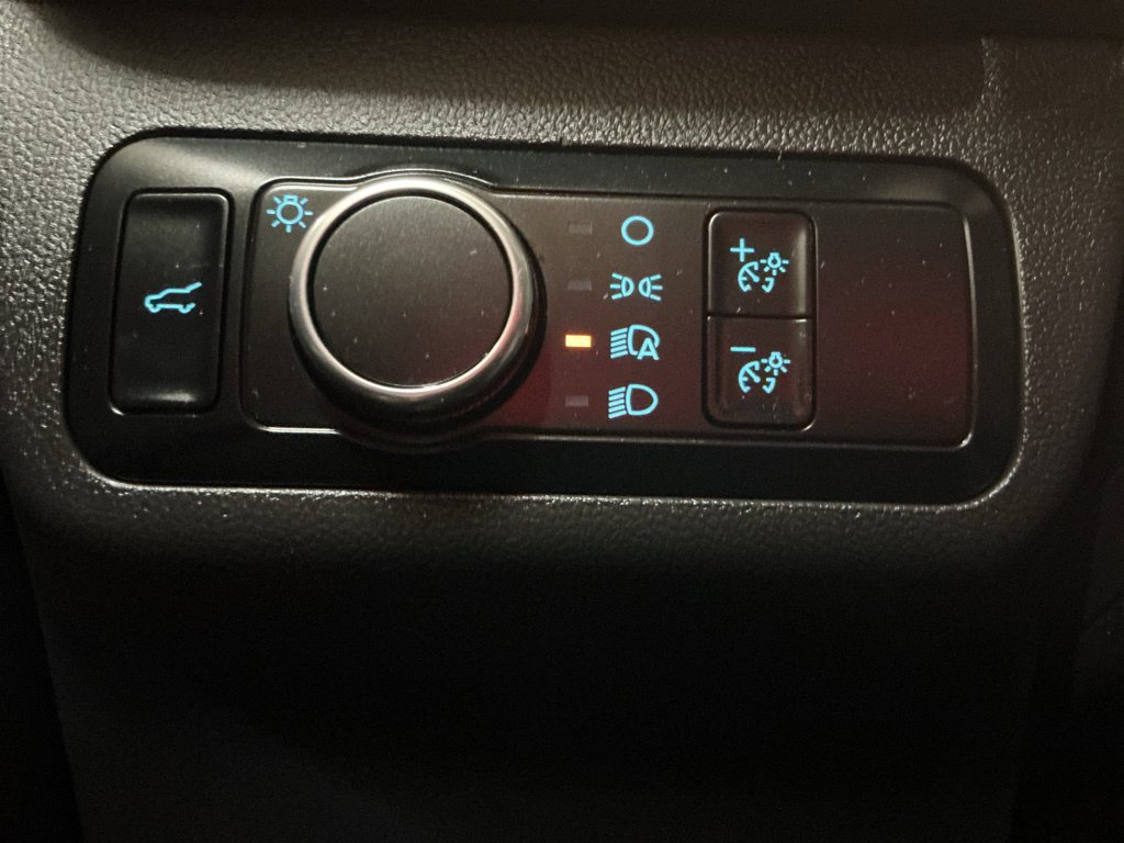 Used 2024 Ford Escape Active w/ Tech Pack #1 AWD/4WD image 25