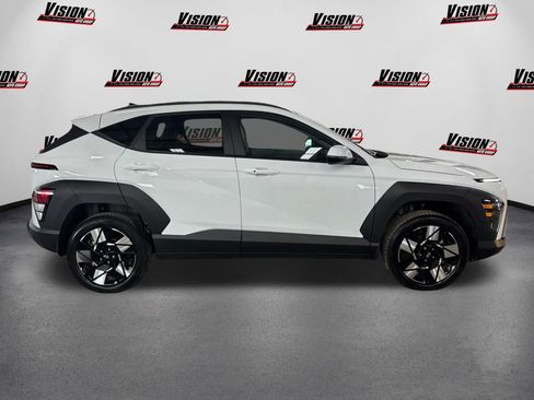 Used 2025 Hyundai Kona SEL image 4