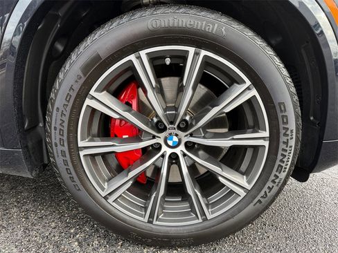 Used 2021 BMW X5 xDrive40i w/ M Sport Package image 18