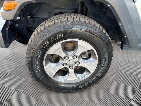 Used 2021 Jeep Wrangler Sport image 34