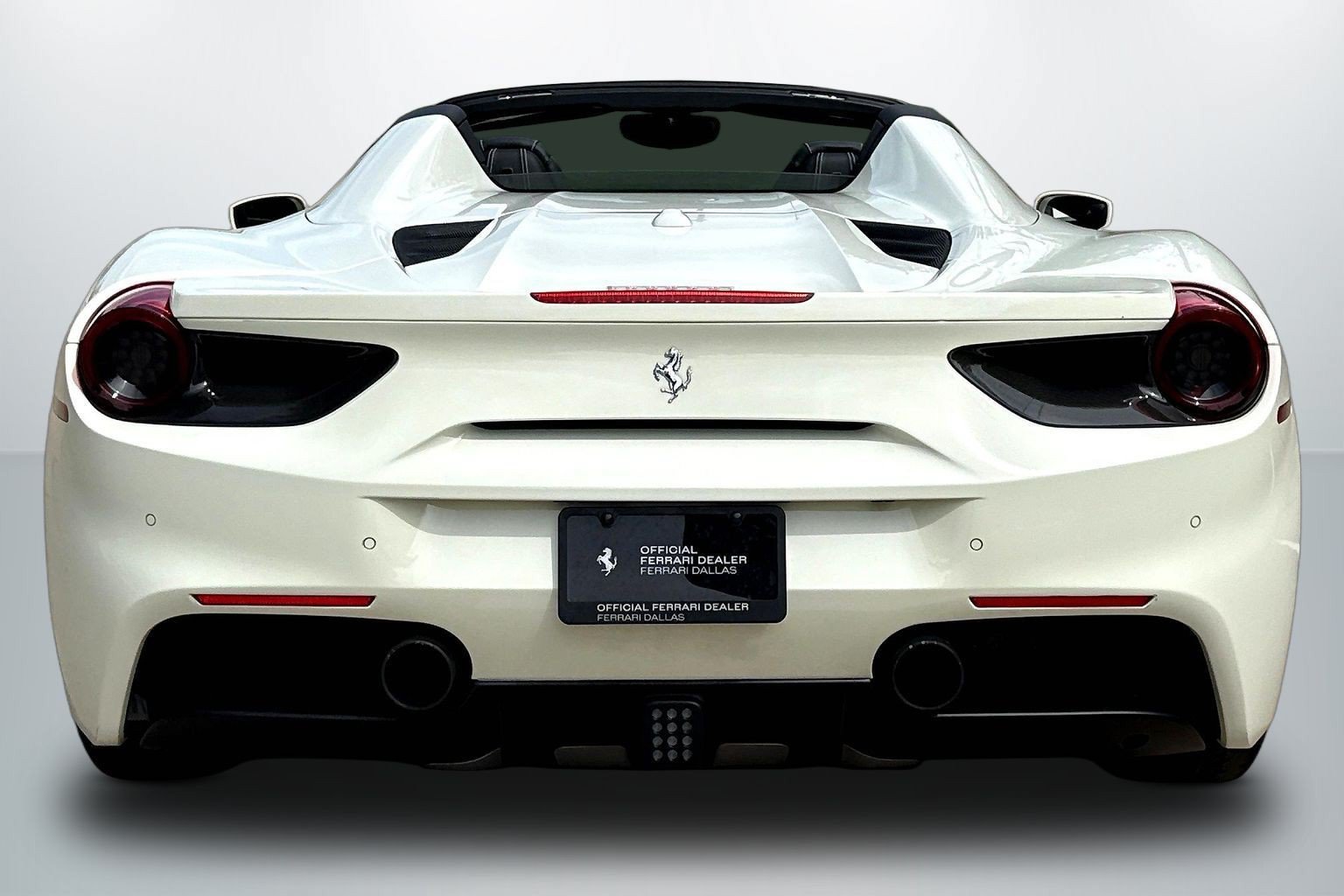 Used 2018 Ferrari 488 Spider RWD image 6
