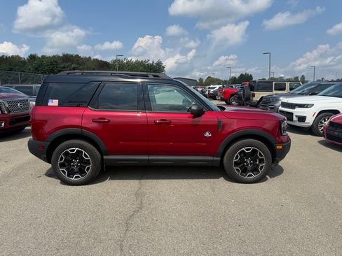 Used 2025 Ford Bronco Sport Outer Banks w/ Outer Banks Tech Package+ AWD/4WD image 13