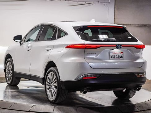 Certified 2024 Toyota Venza Limited AWD/4WD image 7