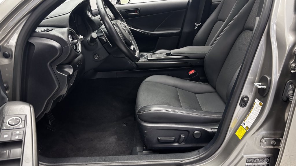 Used 2023 Lexus IS 300 AWD w/ Premium Package image 12