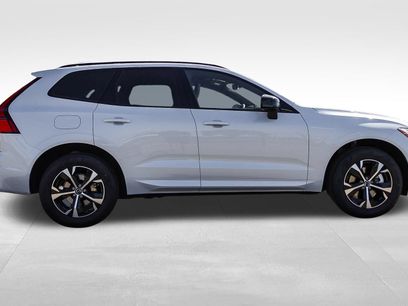 New 2026 Volvo XC60 B5 Core w/ Climate Package PRO