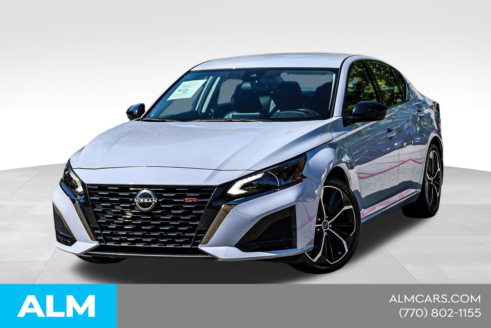 Used 2024 Nissan Altima 2.5 SR FWD image 1