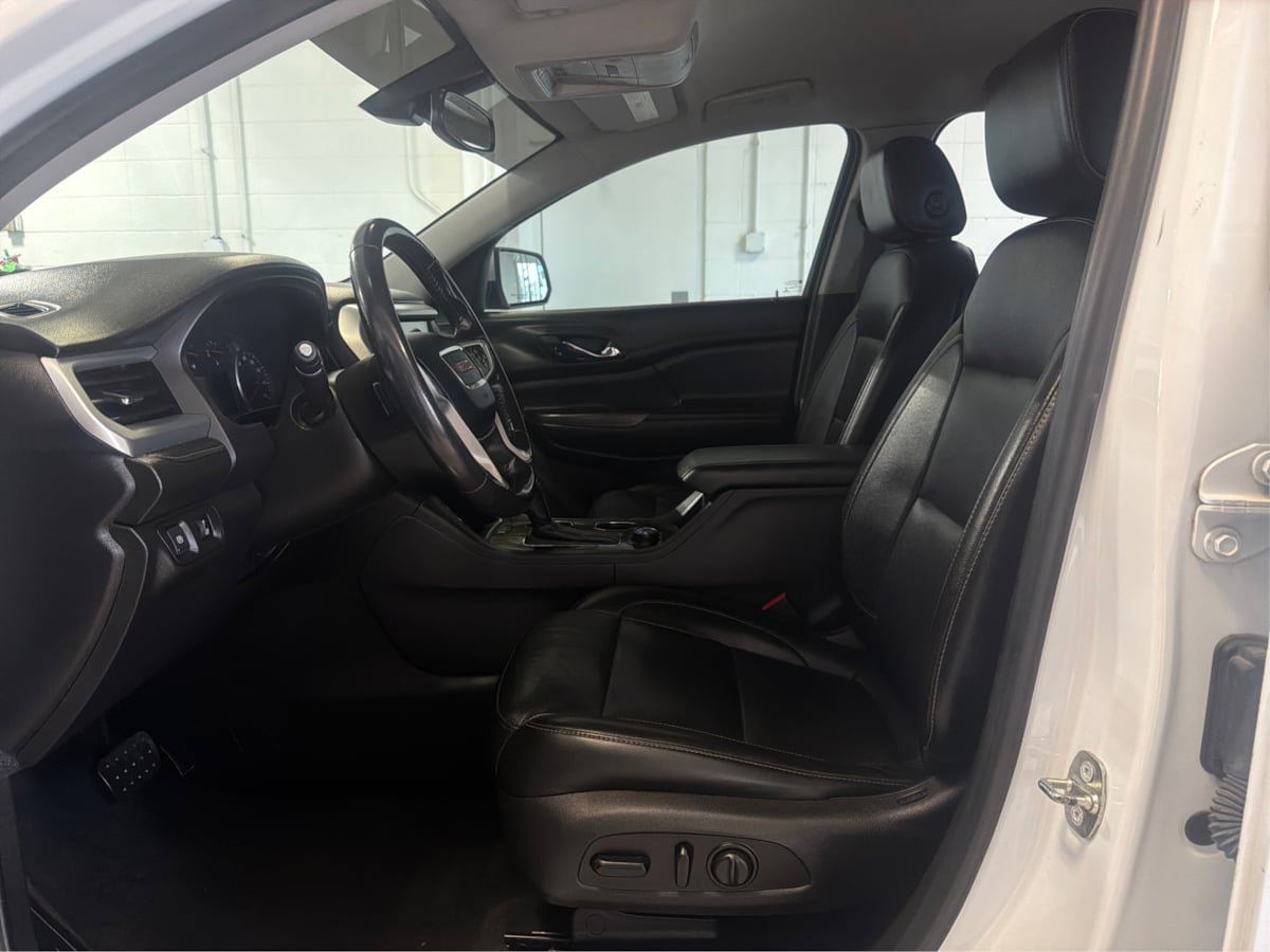Used 2019 GMC Acadia SLT AWD/4WD image 9