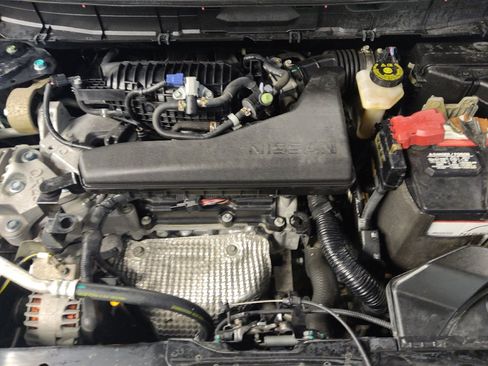Used 2018 Nissan Rogue SV FWD image 30