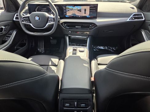 Certified 2025 BMW 330i Sedan RWD image 13