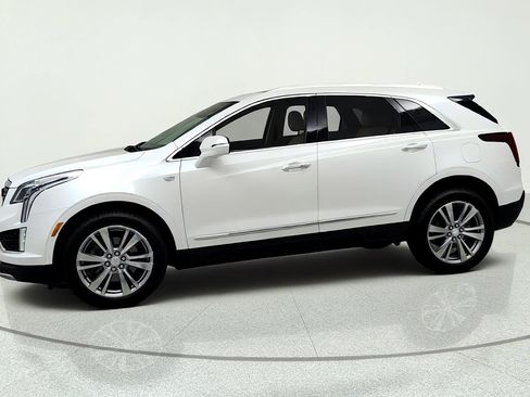 Certified 2024 Cadillac XT5 Premium Luxury w/ LPO, Floor Liner Package AWD/4WD image 2