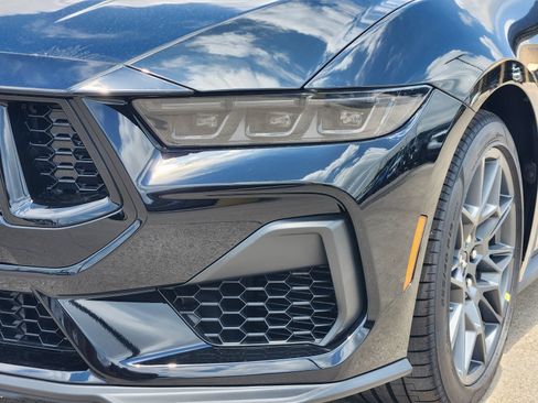 New 2026 Ford Mustang GT Premium w/ GT Performance Package RWD image 10