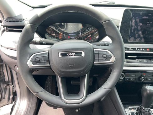 Used 2022 Jeep Compass Latitude w/ Sun and Sound Group FWD image 15
