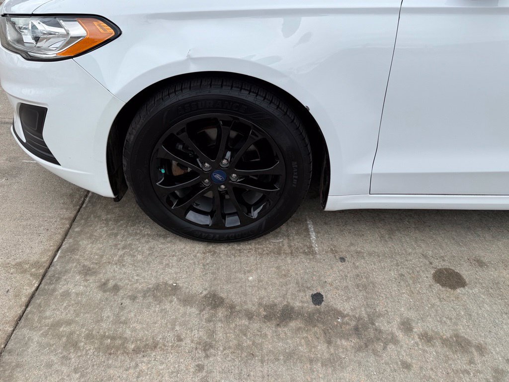 Used 2019 Ford Fusion SE FWD image 12