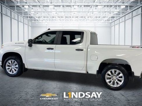Used 2021 Chevrolet Silverado 1500 Custom image 4