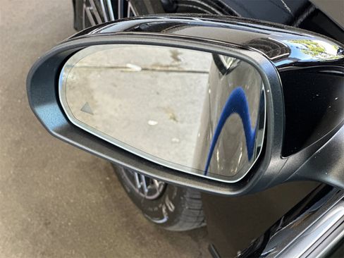 New 2025 Mercedes-Benz C 300 4MATIC Sedan image 9