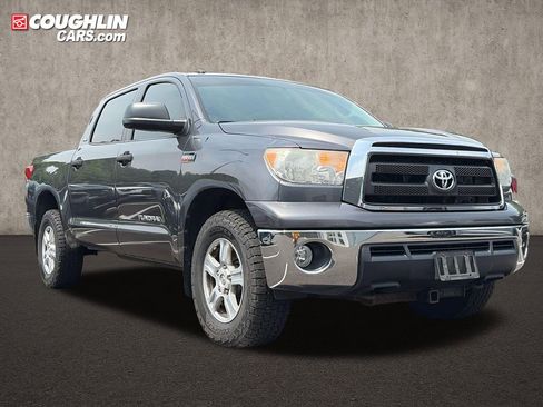 Used 2012 Toyota Tundra 4x4 CrewMax w/ SR5 Pkg image 1