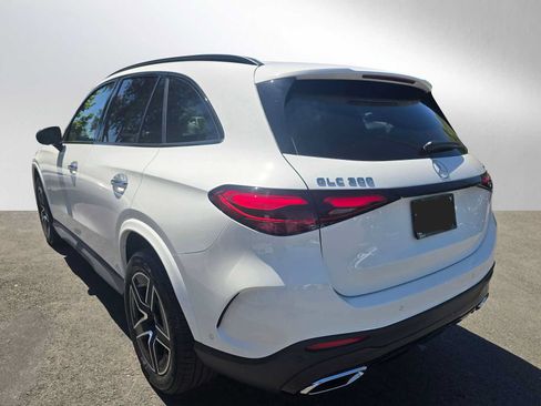 Certified 2026 Mercedes-Benz GLC 300 4MATIC image 5