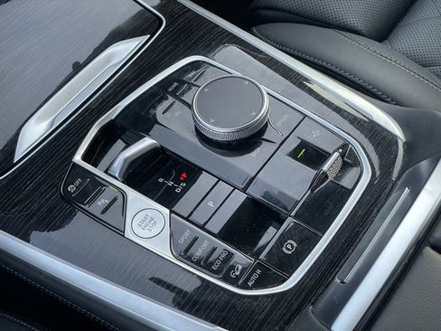 Certified 2026 BMW X7 xDrive40i image 21