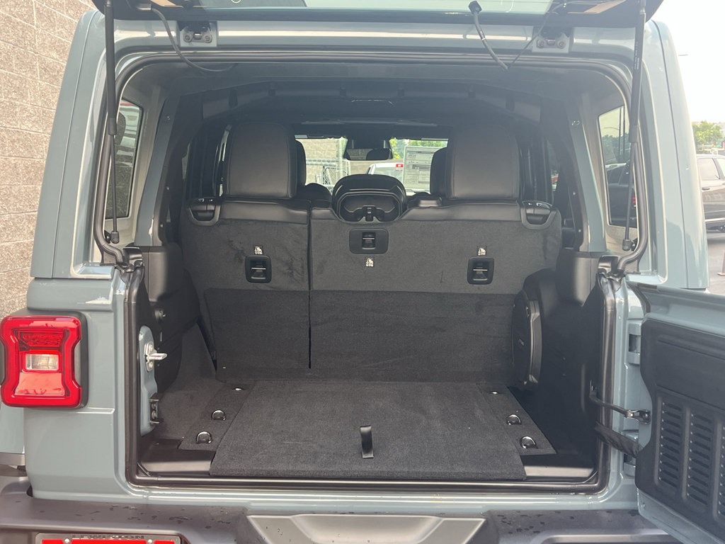 New 2026 Jeep Wrangler Unlimited Rubicon w/ Safety Group AWD/4WD image 8