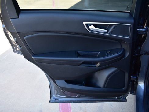 Used 2024 Ford Edge SEL AWD/4WD image 19