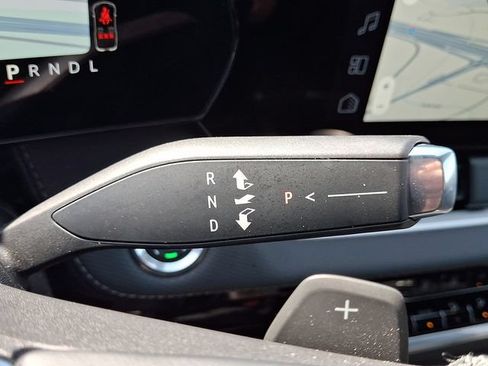 Used 2026 Chevrolet Equinox LT AWD/4WD image 14